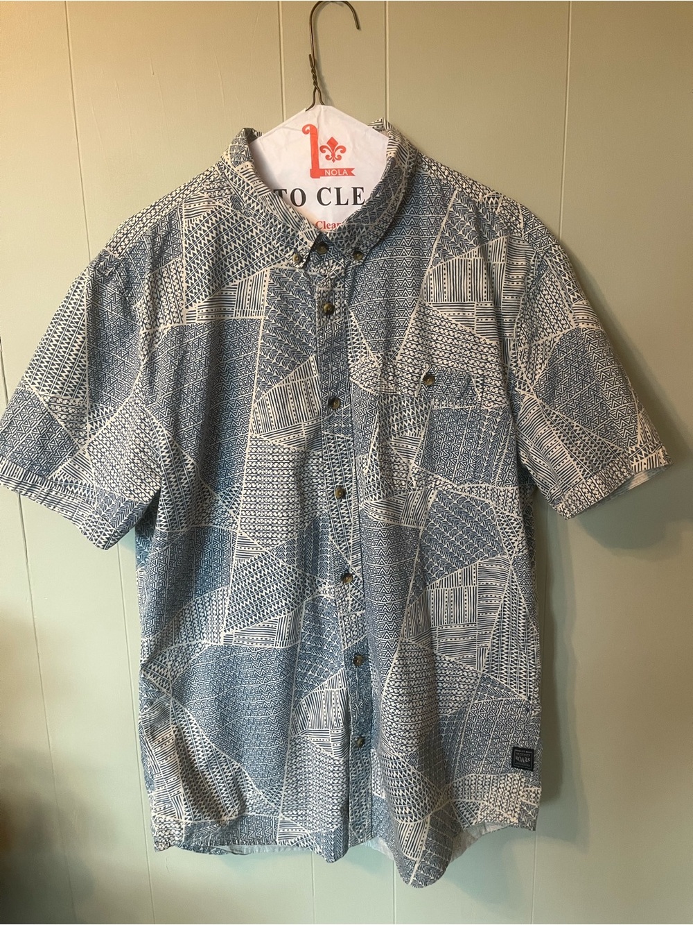Roark Short-Sleeve Button-Down Shirt in Blue and White Geo Print